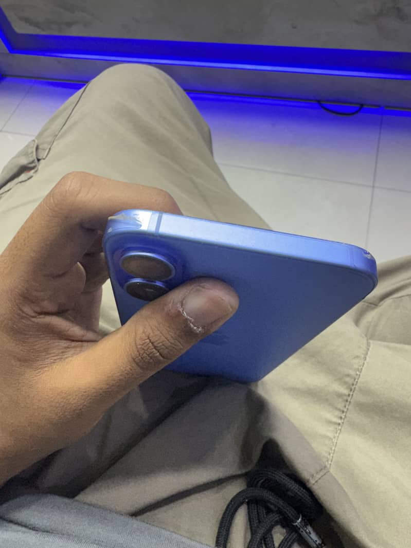 Apple iPhone 16 Plus 2
