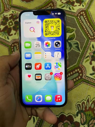 Apple iPhone 13