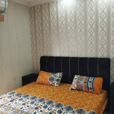 FURNISHED ROOM AVAILABLE FOR RENT IN BAHRIA ORCHARD DAILY WEEKLY MONTHLY