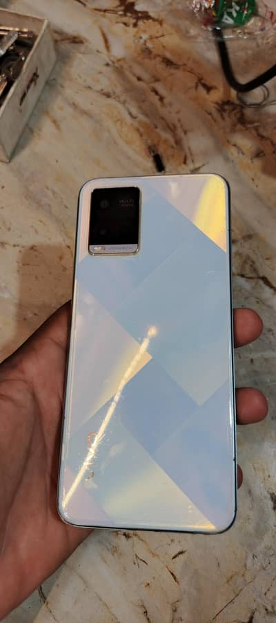 Vivo Y21