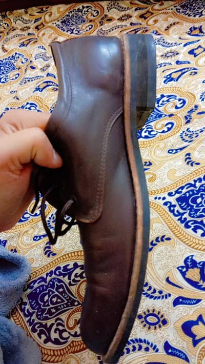 leather shoes "10"