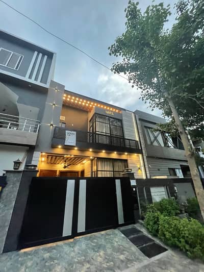 Brand New 5 Marla Luxury House for Rent in Tulip Extension, Park View City Lahore