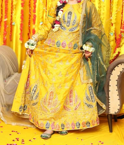 Mehndi Mayun Dress