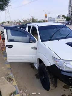 Toyota Hilux 2015