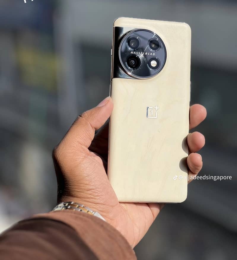 One Plus 11 0