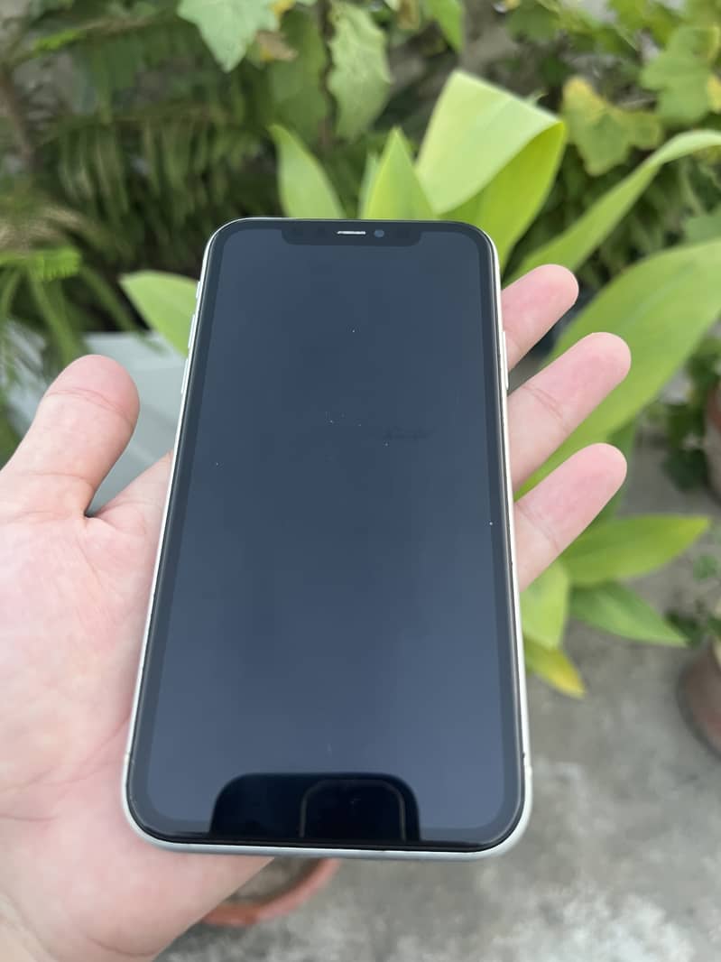 Apple iPhone 11 1