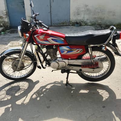 Honda CG 125 2022 Model – Neat & Clean