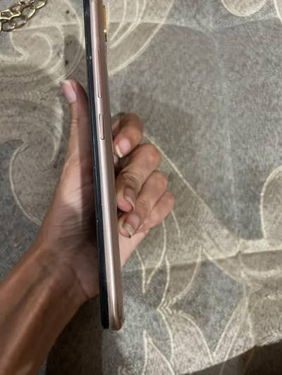 vivo with box