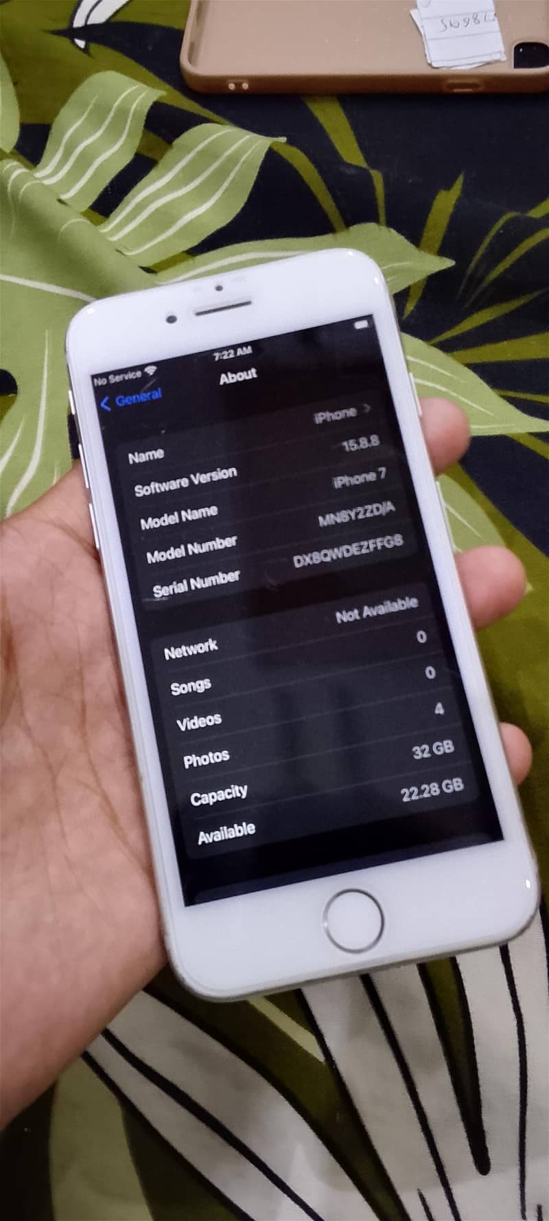 Apple iPhone 7 4