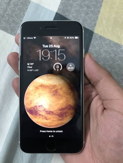 iPhone SE 2 2020 128gb PTA approved waterpack