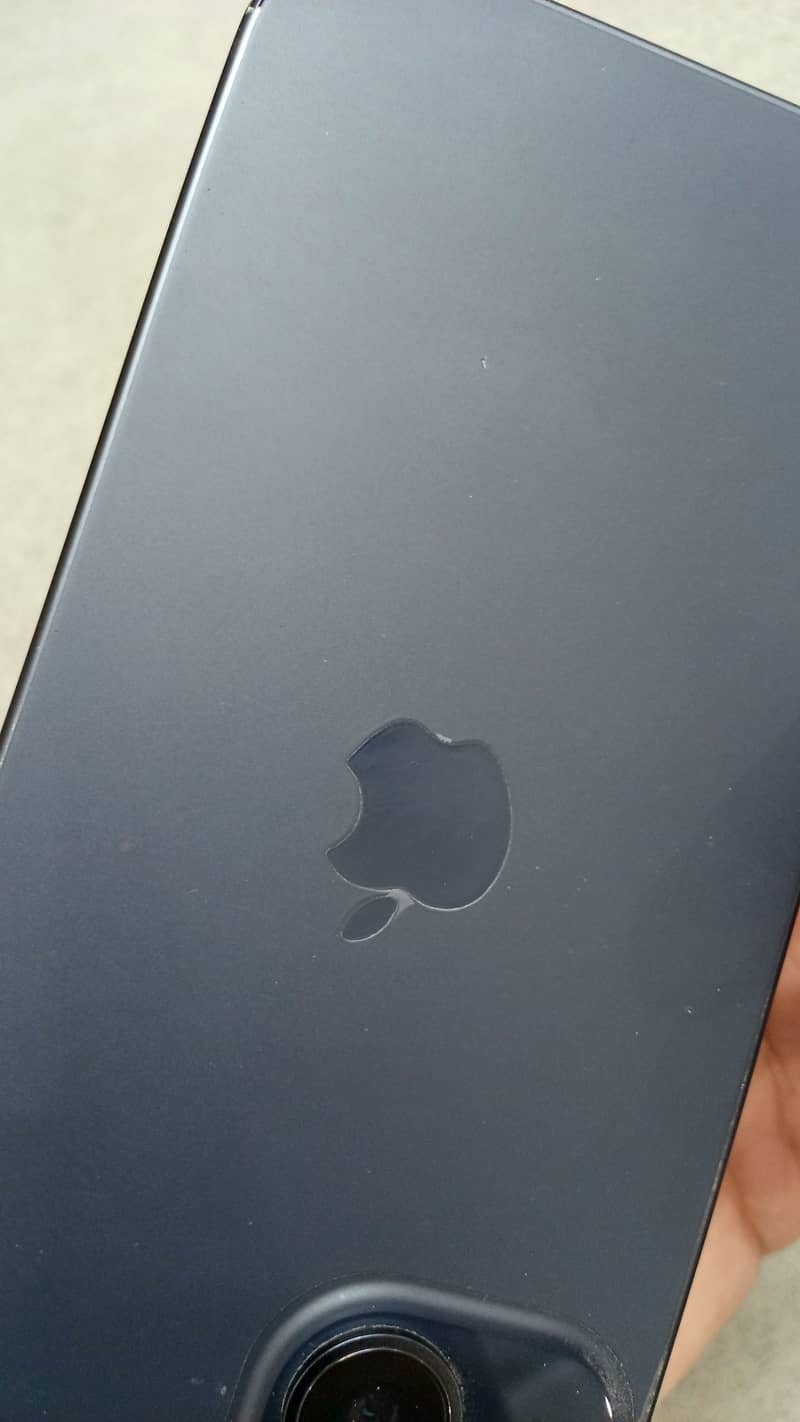 Apple iPhone 15 3