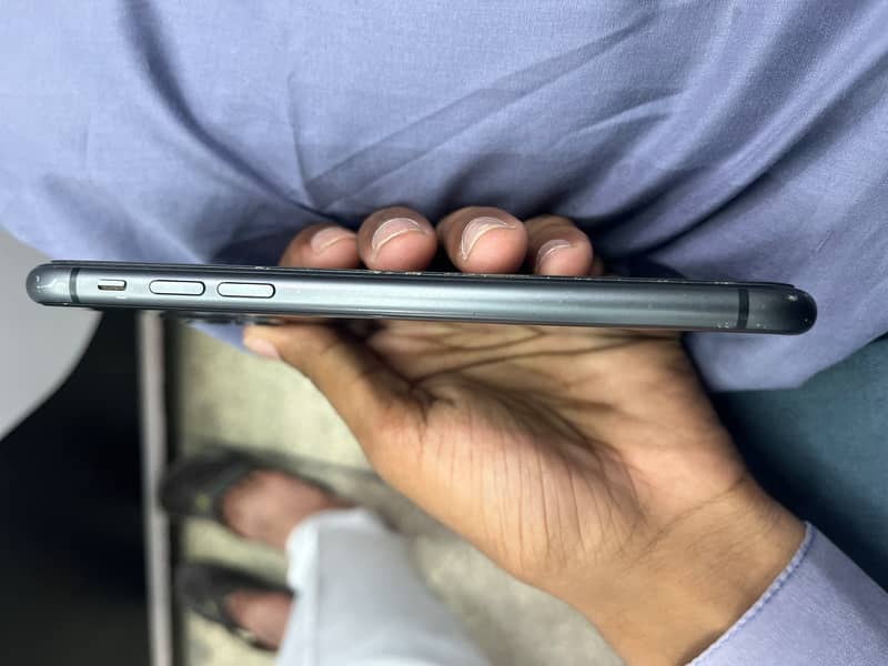 Apple iphone 11 5