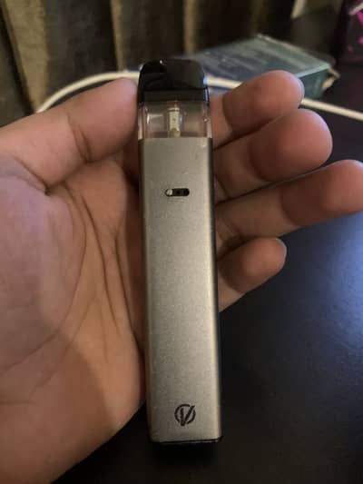 Vaporesso xros 3 and oxva Xslim go in used condition .