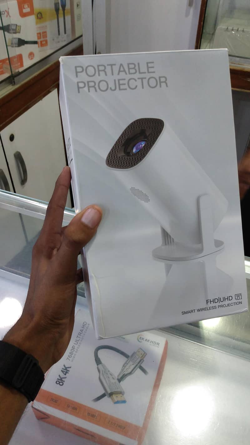 portable projector 2