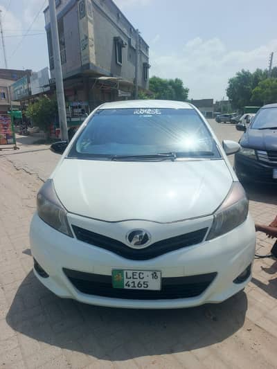 Toyota Vitz 2013