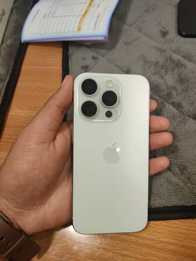 Apple iPhone 15 Pro