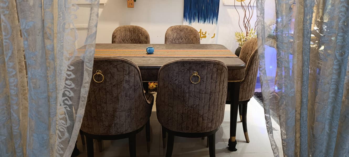 fancy Dining Table 10