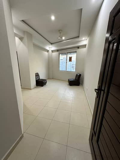 2 Bed Unfurnished Apartment for Rent in E-11/2 Near KFC