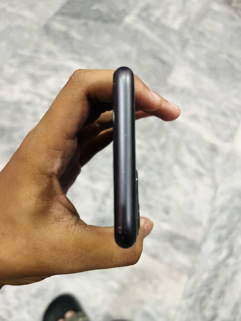 Apple iPhone 11 2