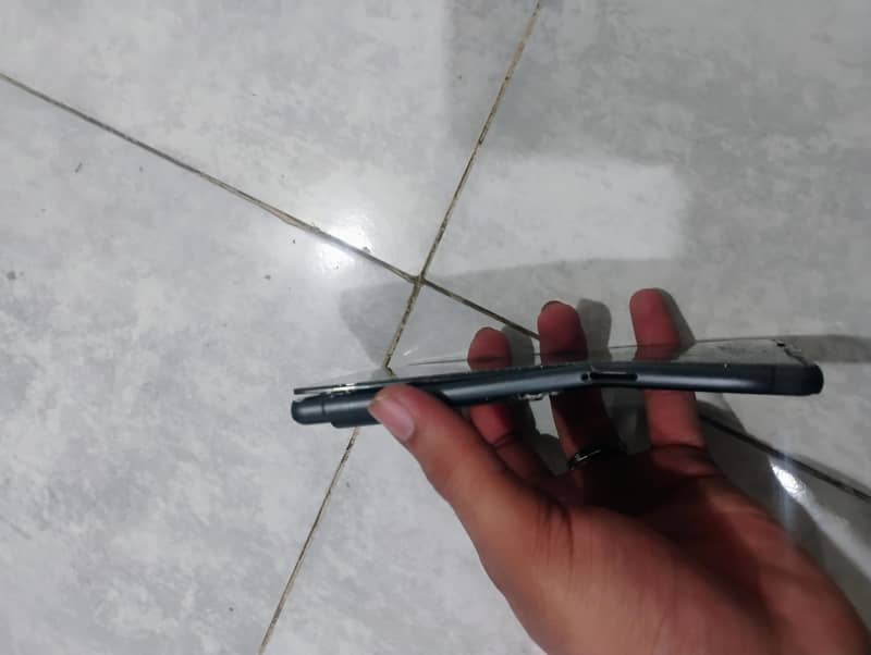Google Pixel 7 4