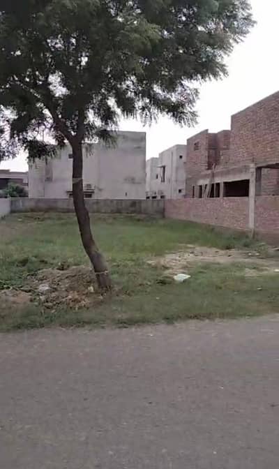 ONE KANAL PLOT FOR SALE IN DHA PHASE 9 PARISM