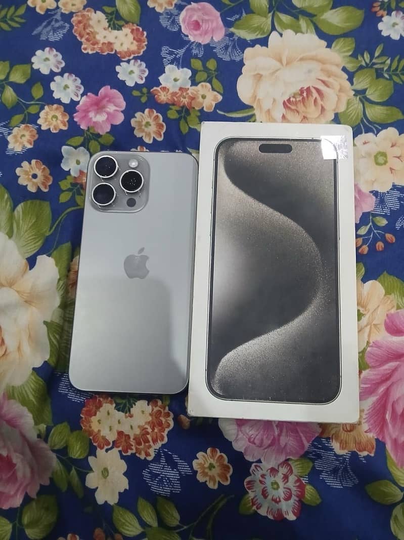 Apple iPhone 15 Pro Max 7