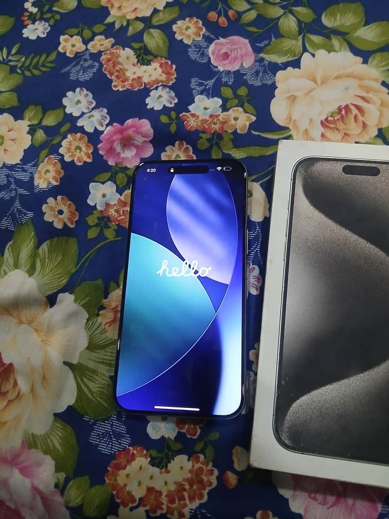 Apple iPhone 15 Pro Max 9