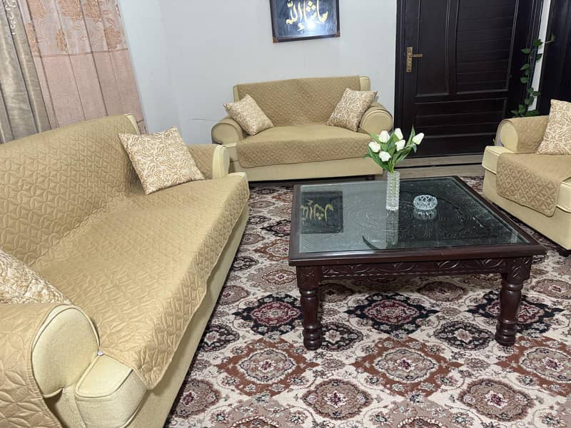 Sofa set 7 seaters 4