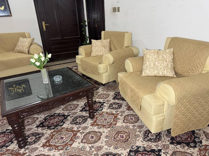 Sofa set 7 seaters 9