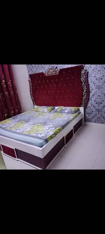 Bedroom Set available for sell(urgent)