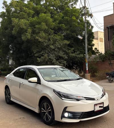 Toyota Altis Grande 2018 Full Geniune