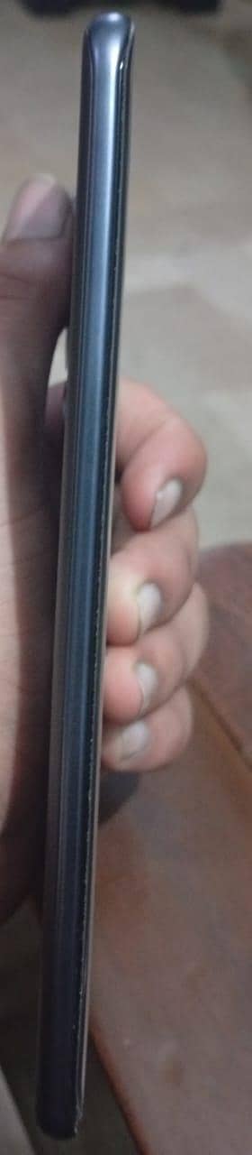 Tecno spark 40 pro plus 4