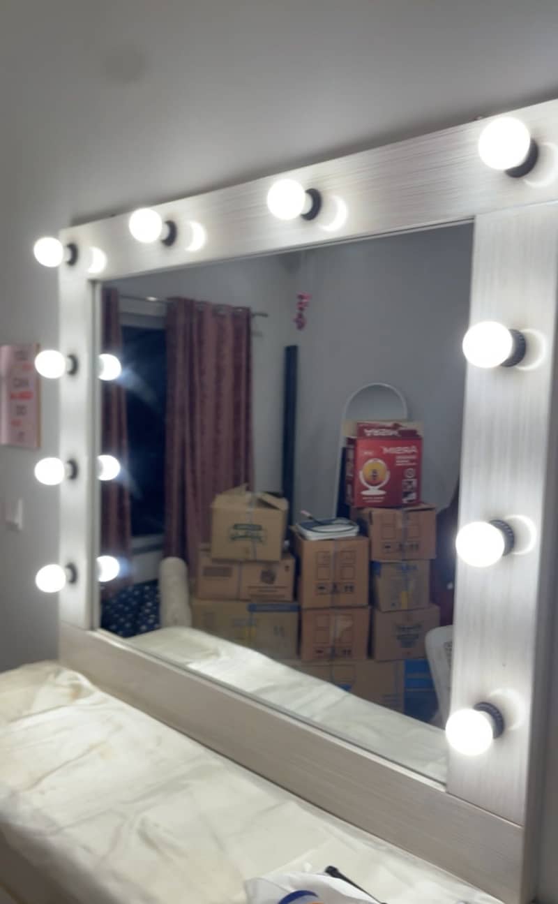 Vanity mirror 1
