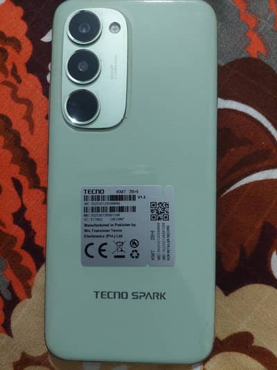 Tecno spark 40 pro plus  8 256  condition 10by 10 all ok