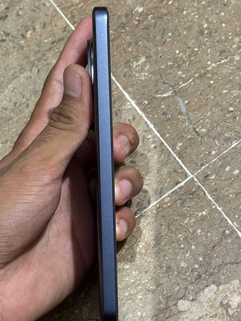 Realme 13 Plus 3
