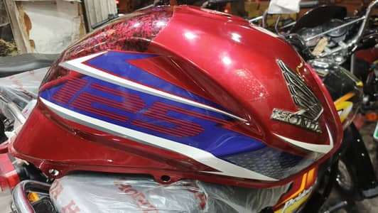Honda CG125 CD70 ybr Parts 21 18 10 22 23 fuel Tank Set ybr silancer