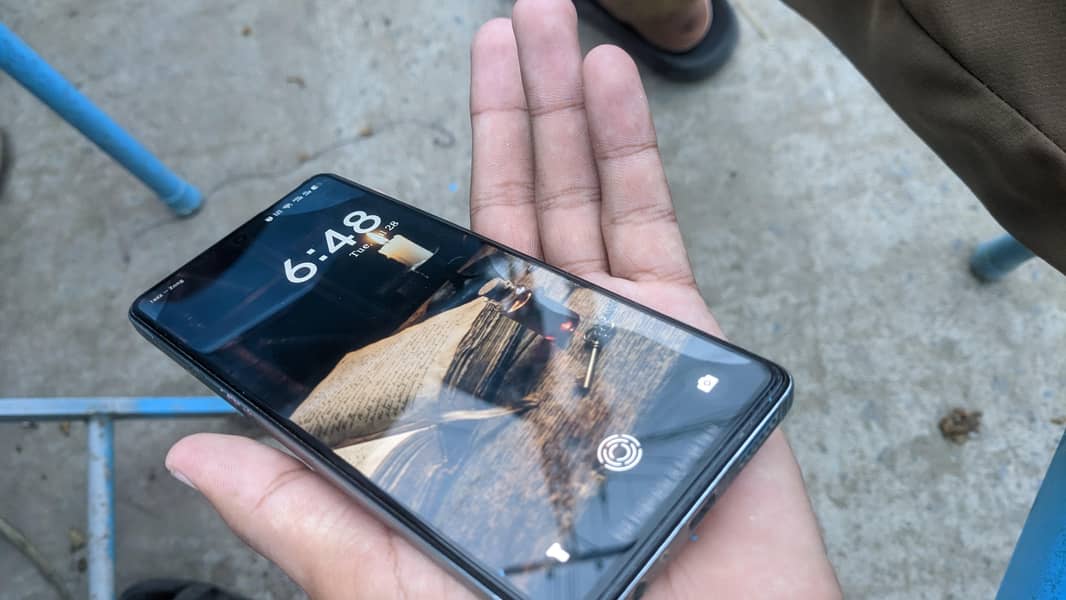 Tecno CAMON 30 1