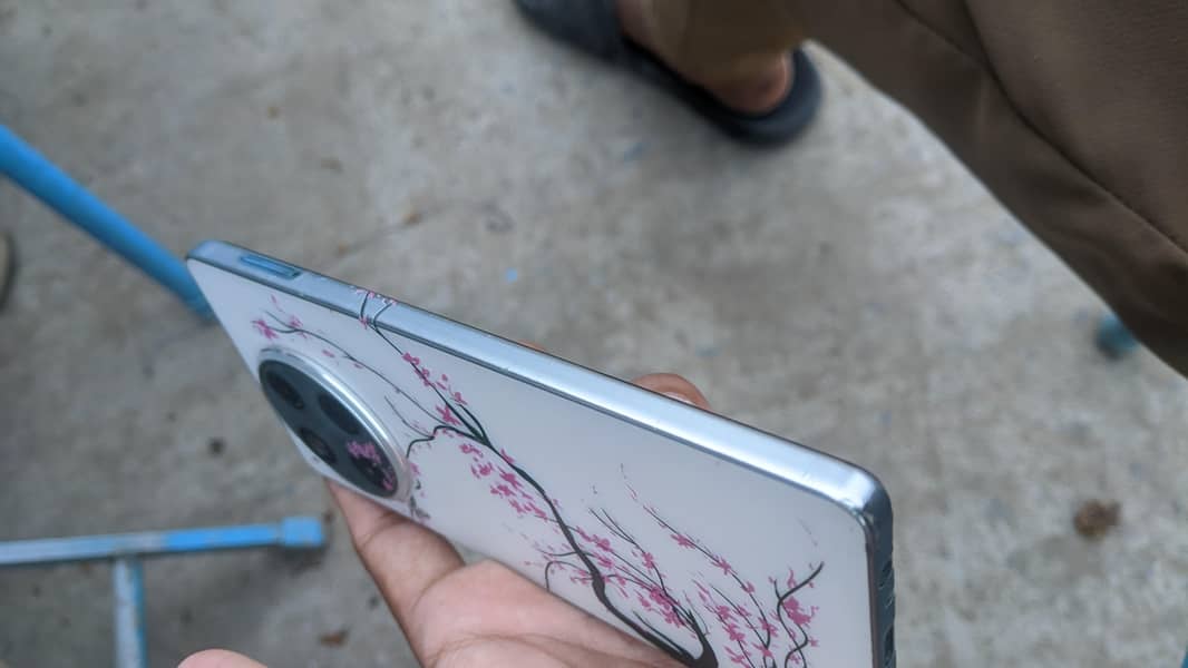 Tecno CAMON 30 2