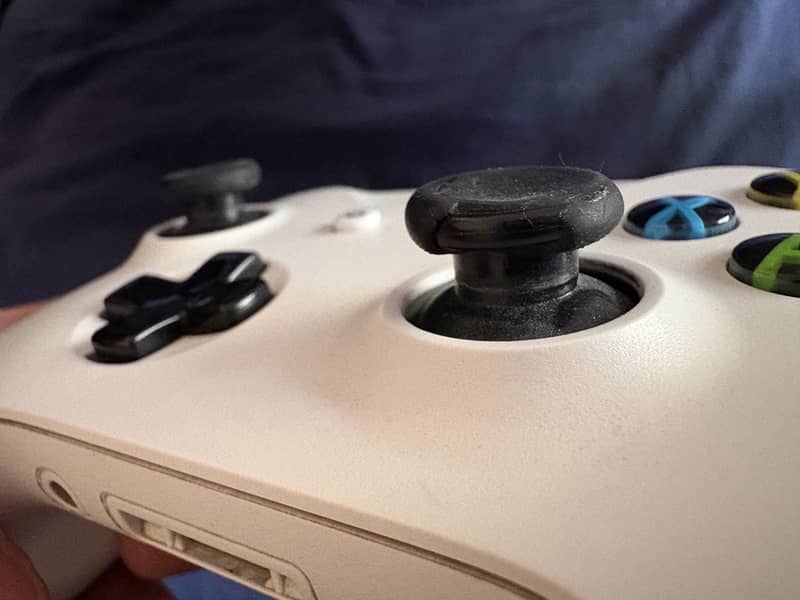 XBOX ONE Controller - White 4