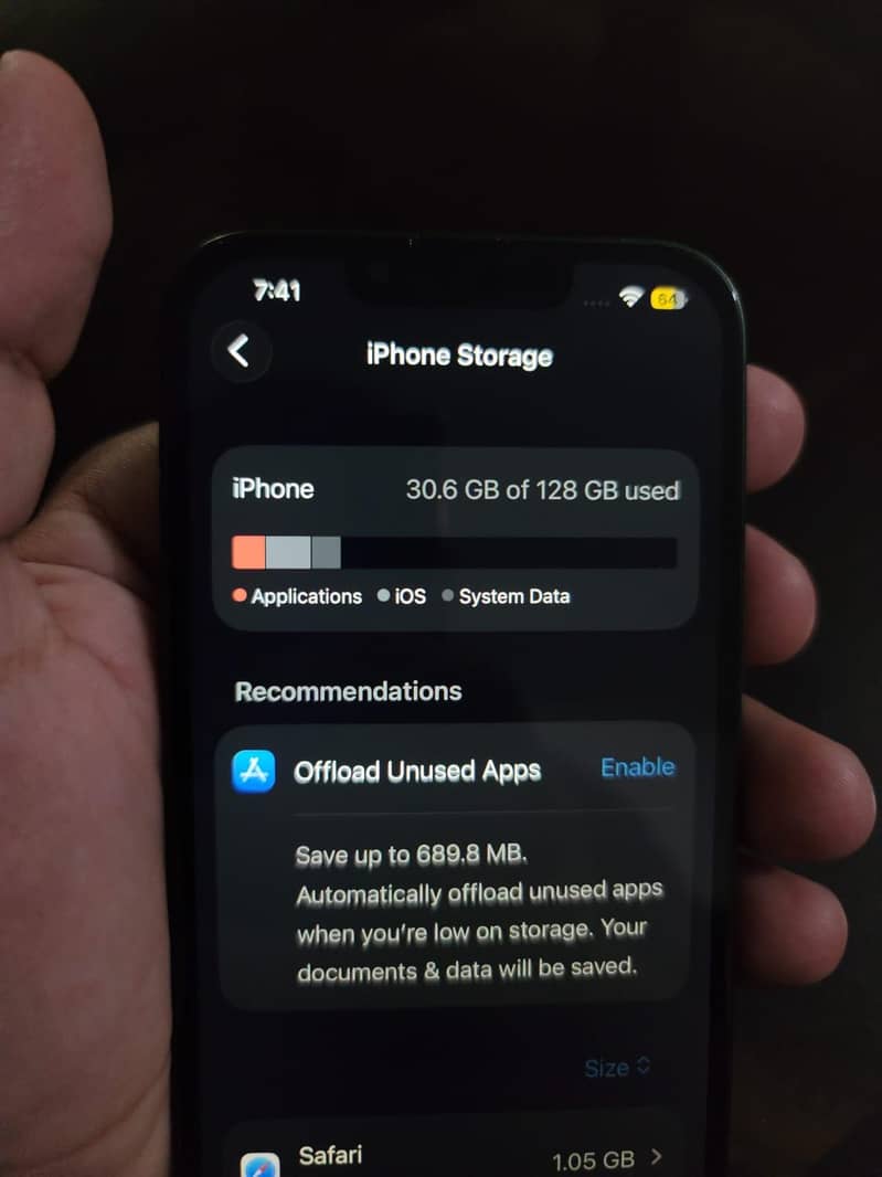 Iphone 13 8