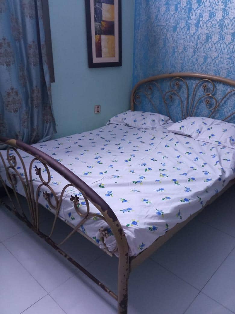 bed without mattress 2