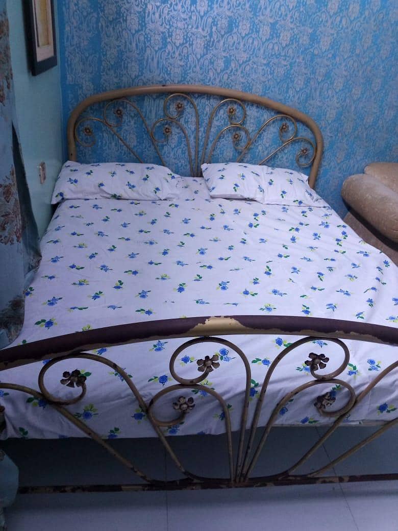 bed without mattress 3