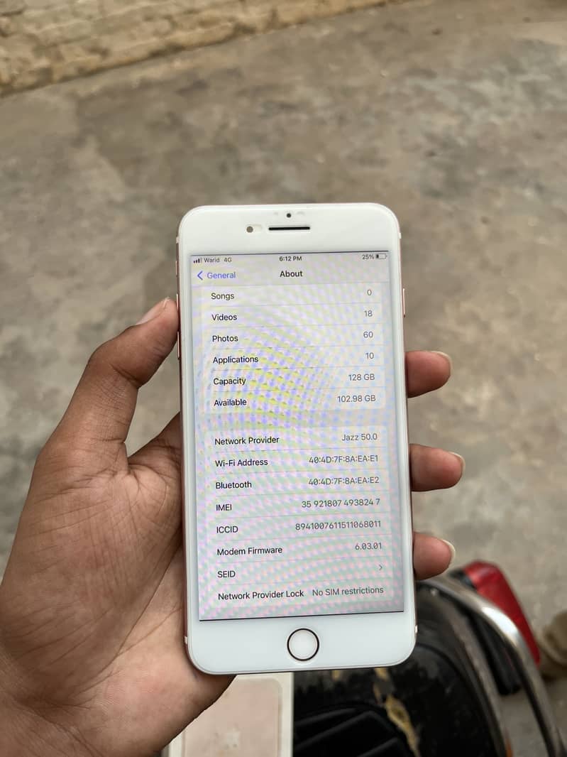 Apple iPhone 7 Plus 7