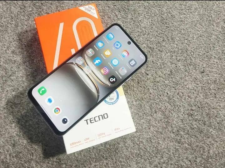 Tecno spark 40 2