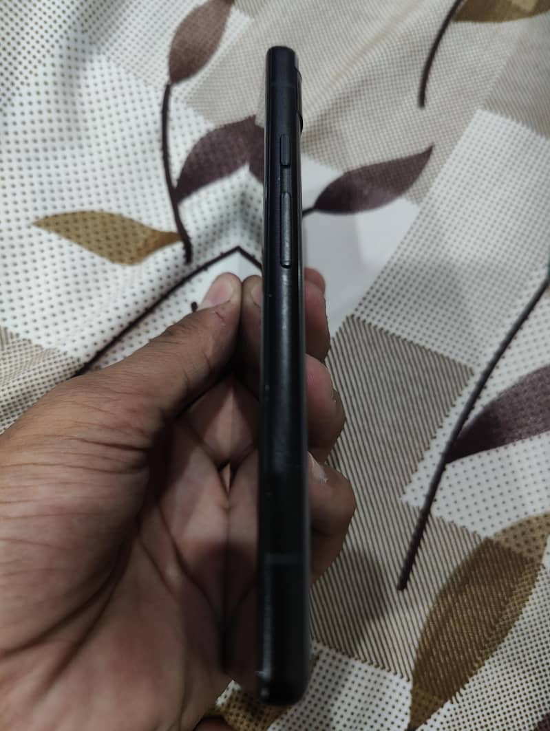 google pixel 6a 5