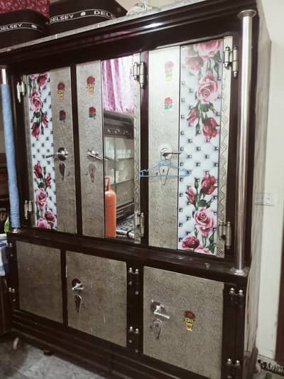 shelf Almari