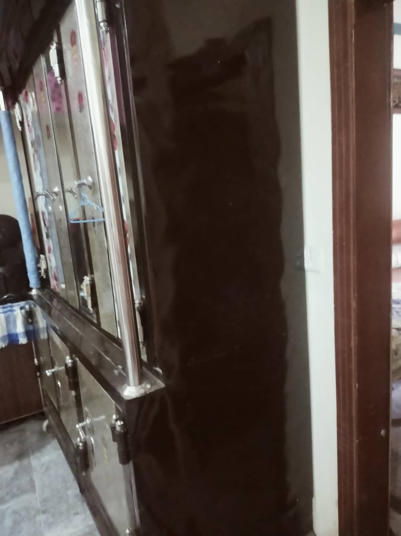 shelf Almari 1