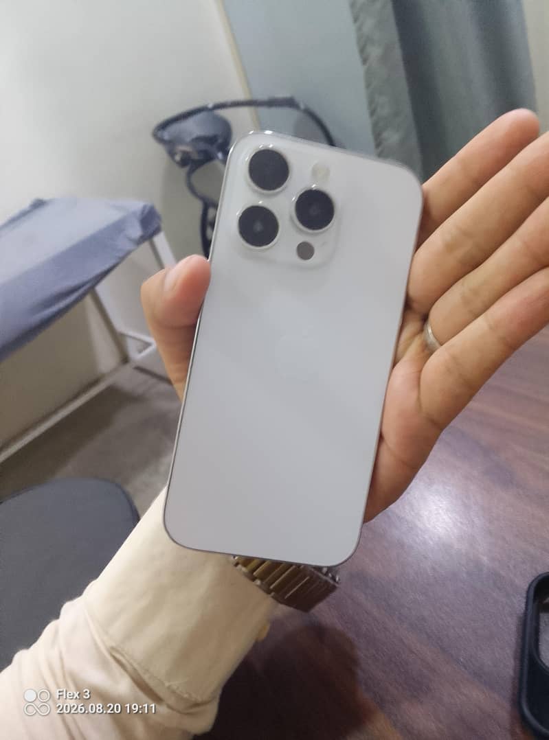 Apple iPhone 14 Pro 0