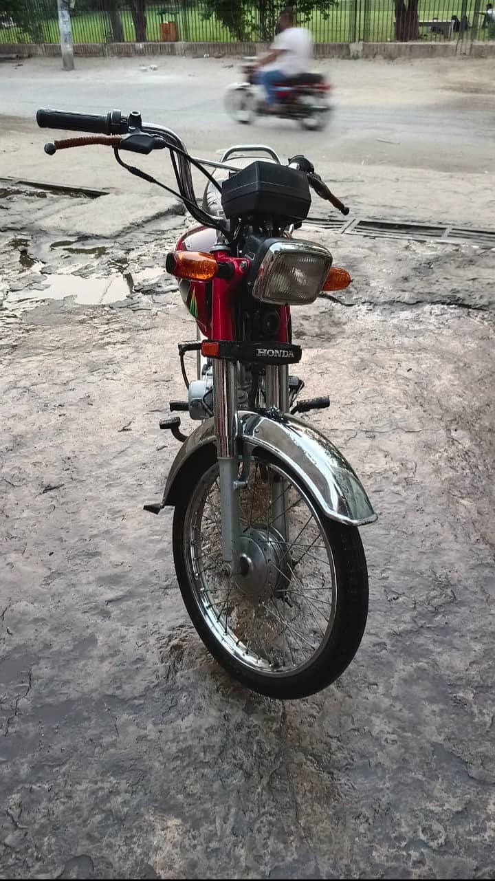 CD 70 (2022) 90% condition. 2