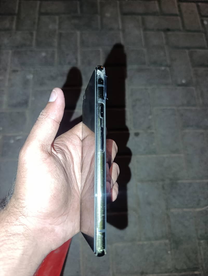 Google Pixel 6 4